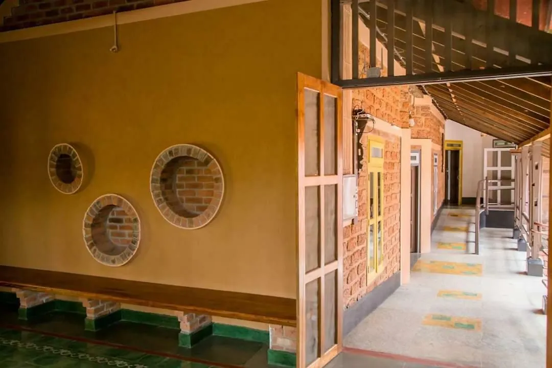 Homestay Oor - Experience Stays Karukachal