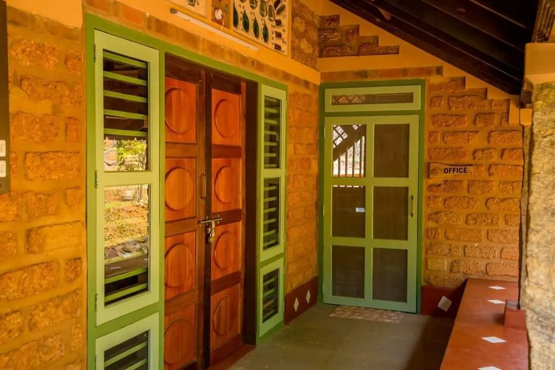 בית אירוח Karukachal Oor - Experience Stays הודו